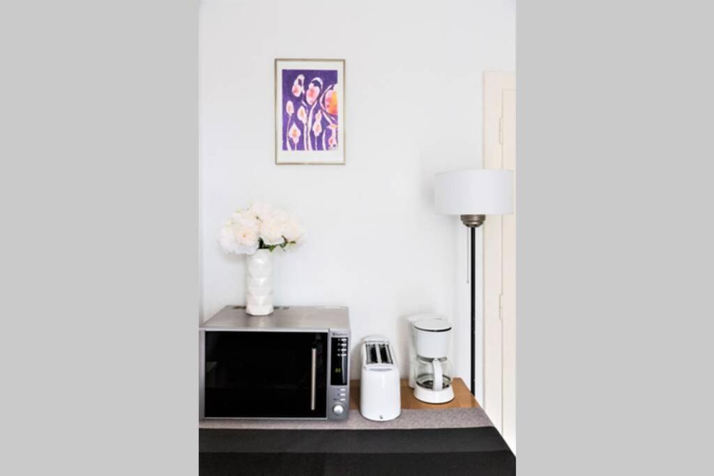 Beautiful Cozy 1-Room Apartment, Near Rhine ดุสเซลดอร์ฟ ภายนอก รูปภาพ